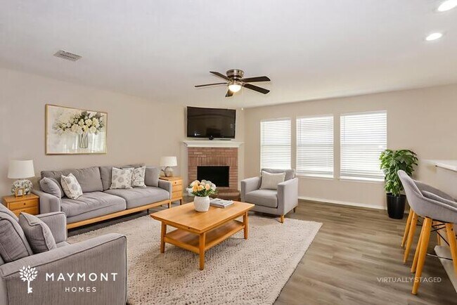 Foto del edificio - 1618 Black Oak Ct