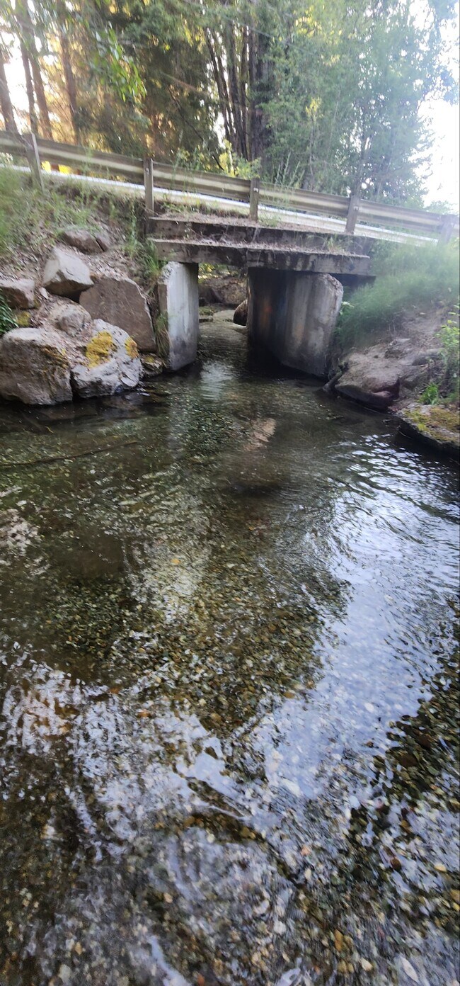 Foto del edificio - 2201 Hundley Rd