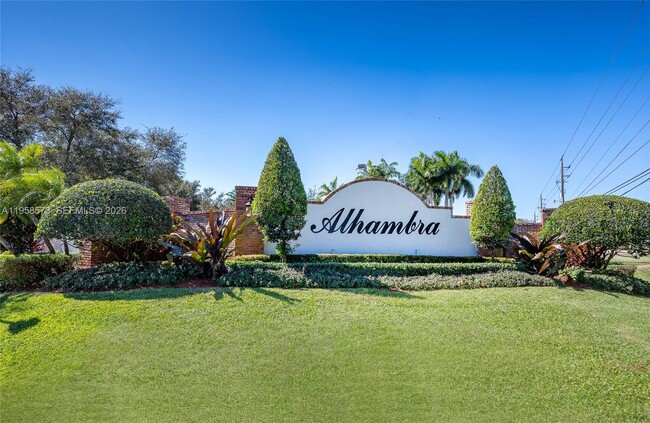 Building Photo - 405 SW 198th Terrace