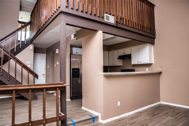 Foto del edificio - 7075 Greenway Chase St