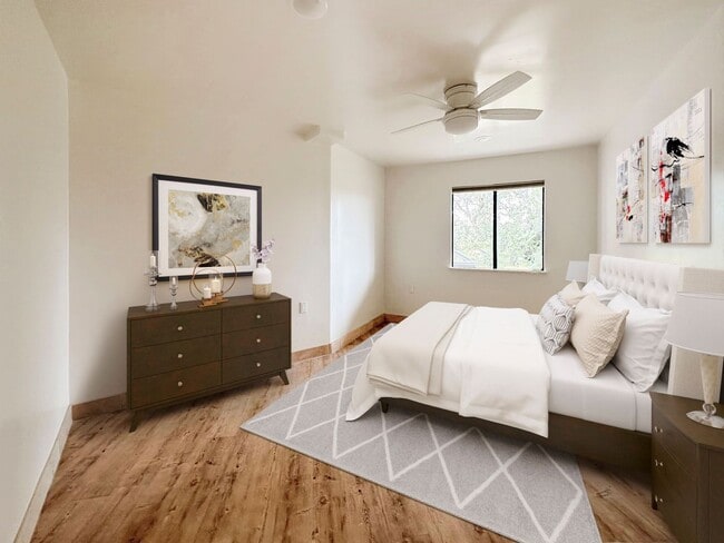 Building Photo - Newly Upgraded 3 Bedroom Home with Stunnin...