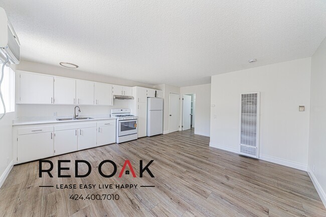 Foto del edificio - 7032 Milwood Ave