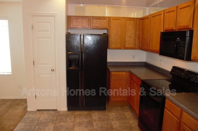Building Photo - 10232 E Desert Mesa Dr