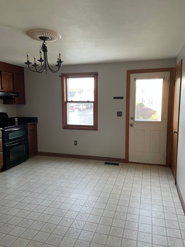 Foto del edificio - 4 Persimmon Ln