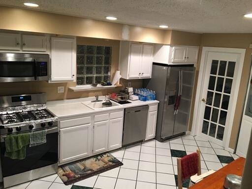 Building Photo - 10 Azalea Ct