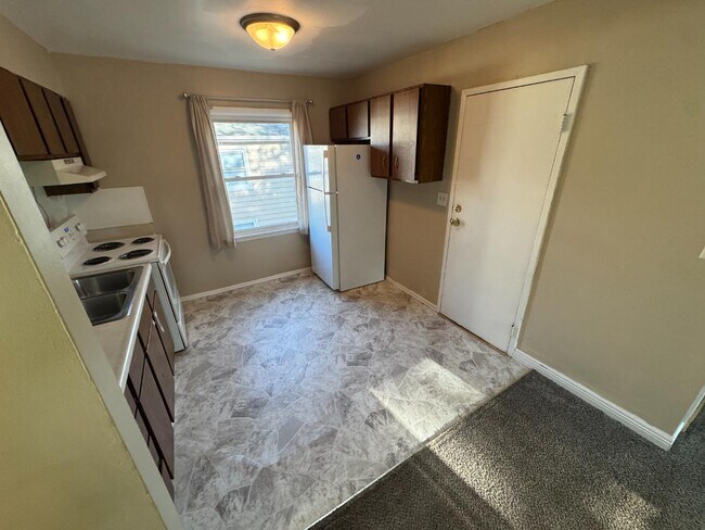 Foto del edificio - 4708-4710 W Howard Ave