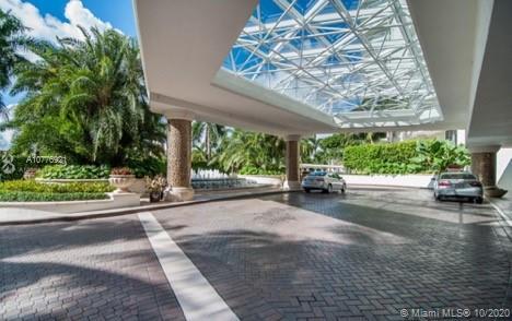 Building Photo - 6000 Island Blvd