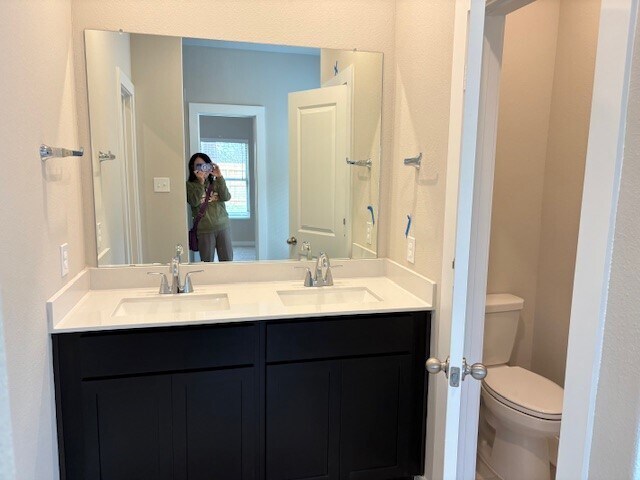 Foto del edificio - 5106 Juniper Lagoon Ln