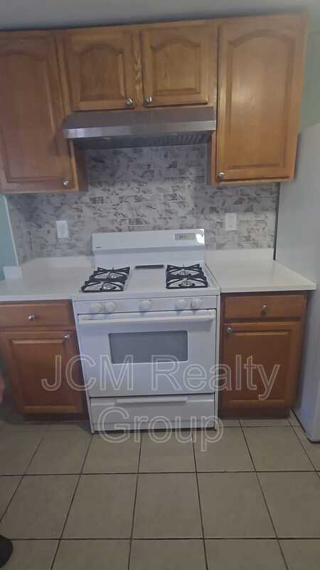Foto principal - 86 Main St