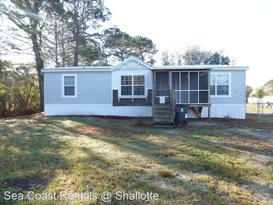 3 br, 2 bath House 1921 Estate Street SW House Rental in Supply, NC