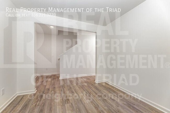 Building Photo - Brand New Construction Available in Lexing...