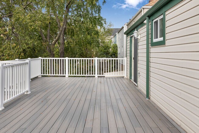 Foto del edificio - Recently Updated 3 Bedroom House In Mt. Wa...