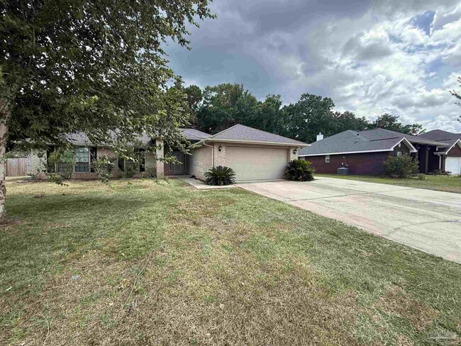 Building Photo - 4180 Hazelhurst Dr