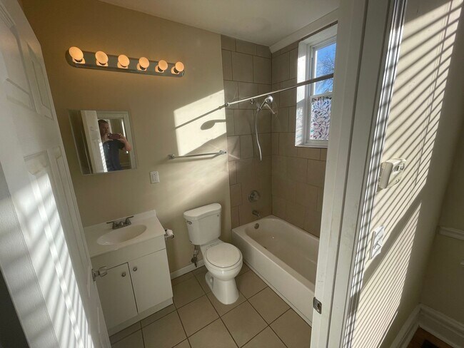 Building Photo - Spacious SFH in Benton Park West Ready to be Called Home