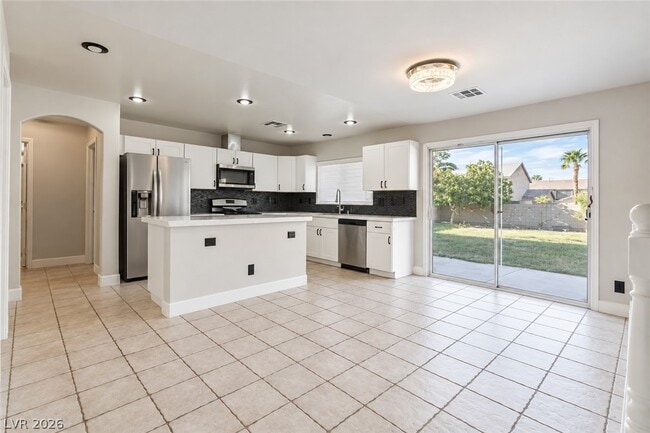 Building Photo - 8724 Vivid Violet Ave