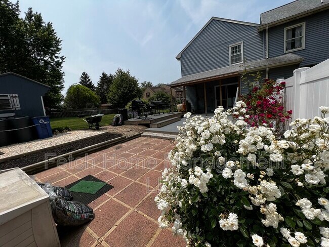 Foto del edificio - 2245 Olde Meadow Ct
