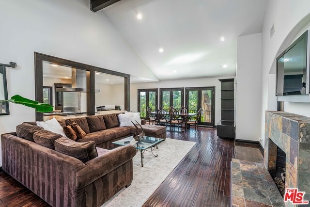 Building Photo - 6002 Graciosa Dr