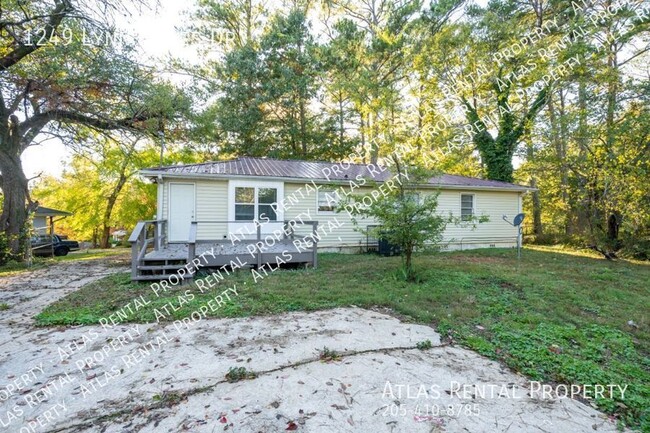 Building Photo - 1249 Lynn Acres Dr