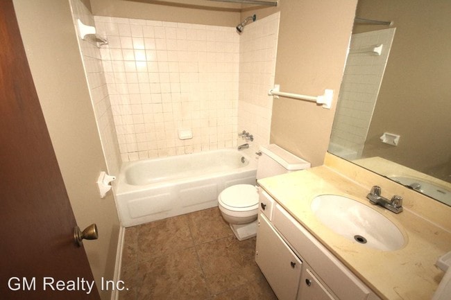 Building Photo - 4 br, 1.5 bath House - 4454 Tulane Rd