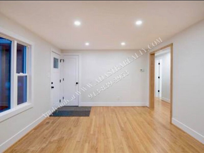 Building Photo - Beautiful Ranch Home in Mission Near Everything-Coming SOON!!