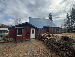 Building Photo - 2000 Steese Hwy