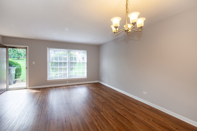 Building Photo - 4609 Coronado Dr