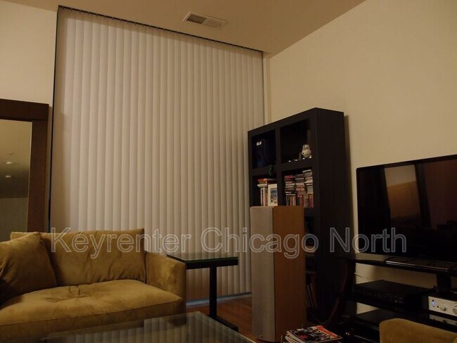 Foto del edificio - 1740 Oak Ave
