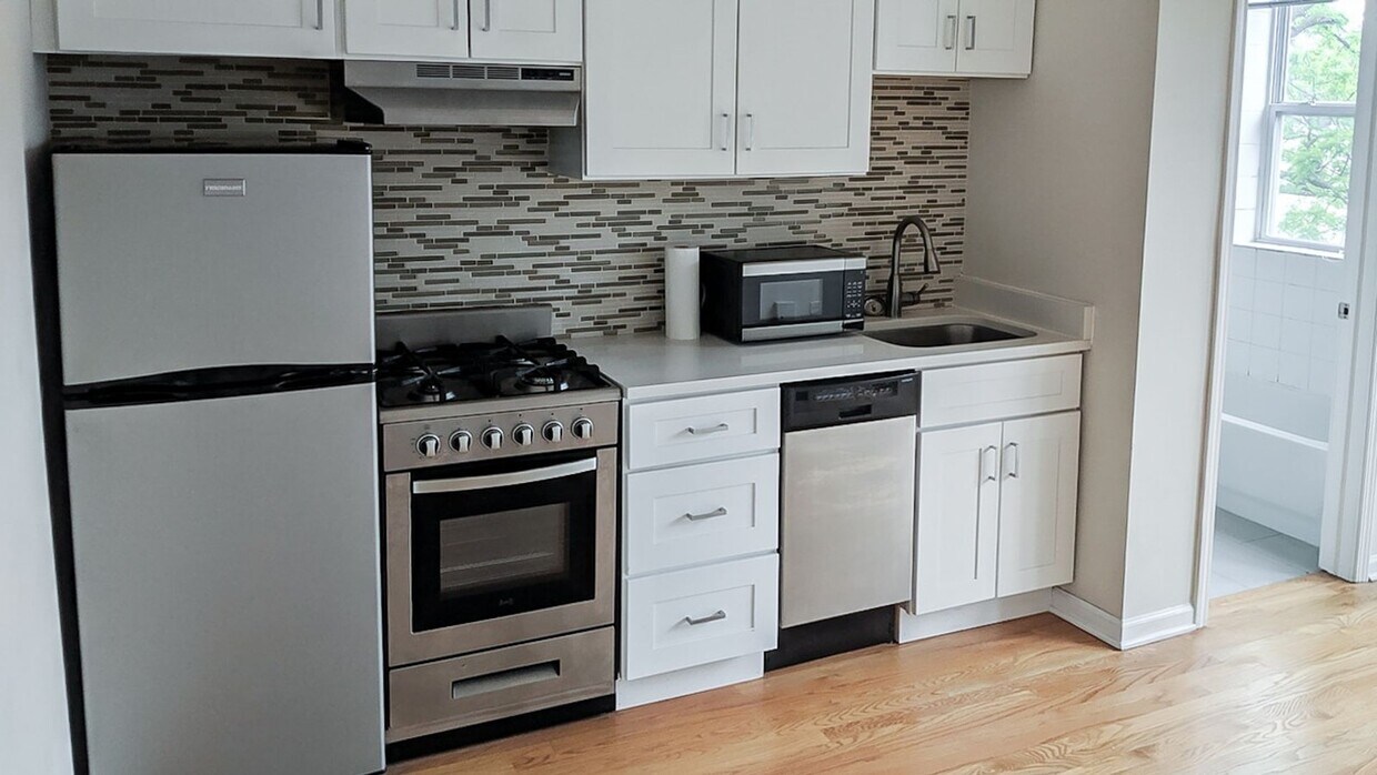 Foto principal - 2520 W Leland Ave