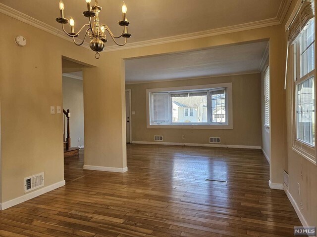 Building Photo - 116 6th St