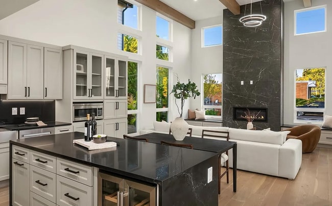 Foto del edificio - 421 14th Ave W