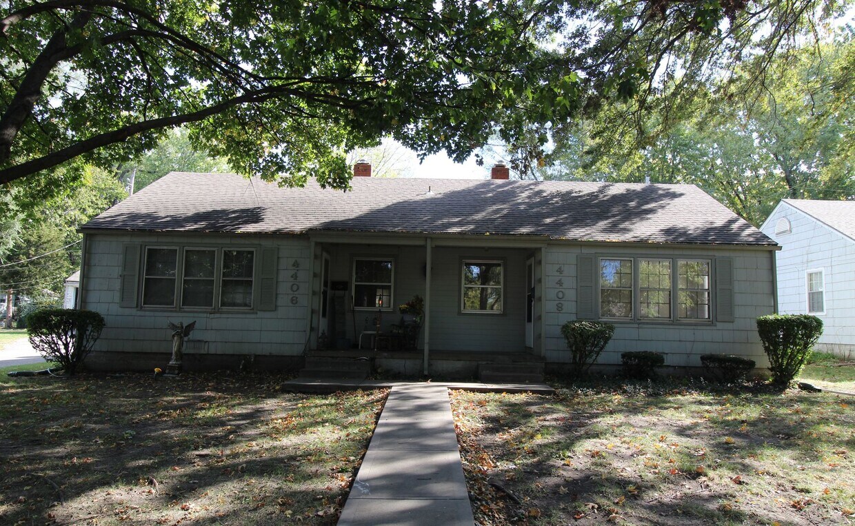 Foto principal - 1 Bedroom 1 Bath Duplex in Navy Hill Area ...