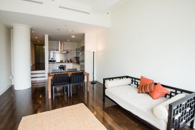 Foto del edificio - 360 Newbury St