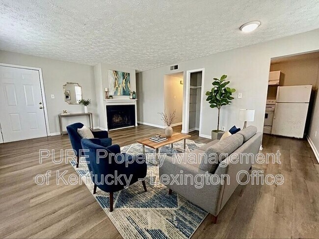 Foto del edificio - 3772 Camelot Dr