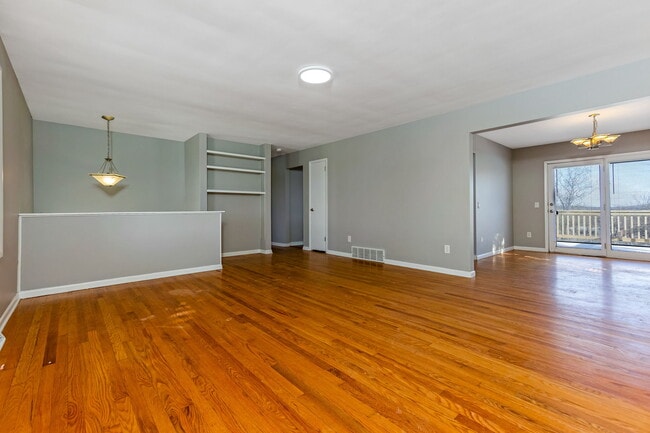 Building Photo - 11580 Highland Park