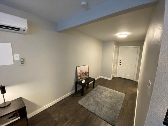 Building Photo - 3503 Harmon Ave