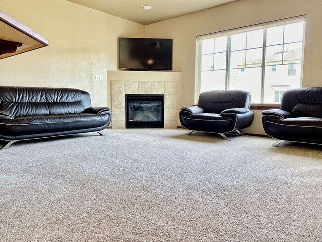 Foto del edificio - Fife Stonebrook Condo in GATED community 2...
