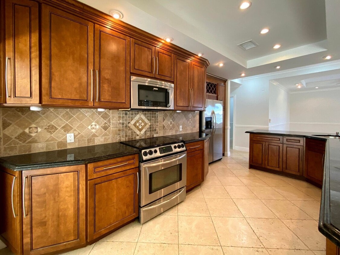 Primary Photo - 9811 Majorca Place, Boca Raton, FL 33434