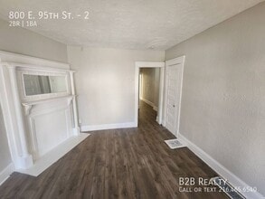 Building Photo - 800 E 95th St