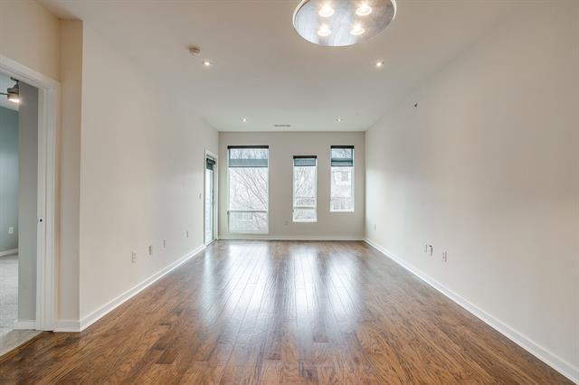 Foto del edificio - 4107 Bowser Ave