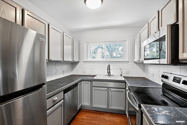 Foto del edificio - 3355 W 39th Ave