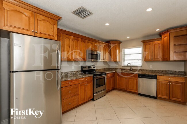 Foto del edificio - 2200 N 55th Ave