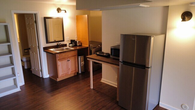 Foto del edificio - 6684 N Windfield Ave