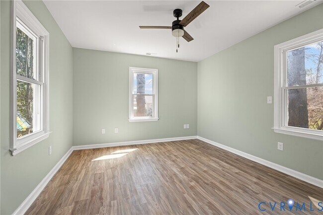 Foto del edificio - 11101 Timonium Dr