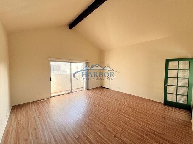 Building Photo - 4567 W 159th St