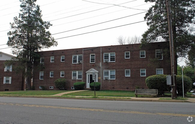 Building Photo - 5720 Washington Blvd