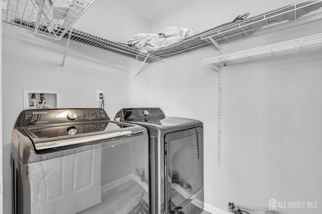 Foto del edificio - 2211 Timber Ridge Ct