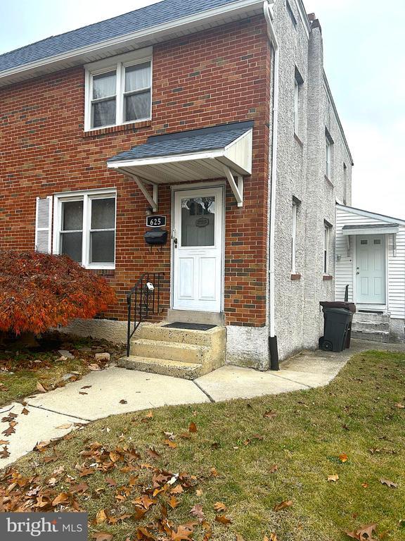 Foto principal - 625 Grove St