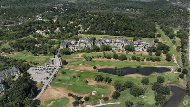  - The Linx Club at Brookfield Hills Apartments