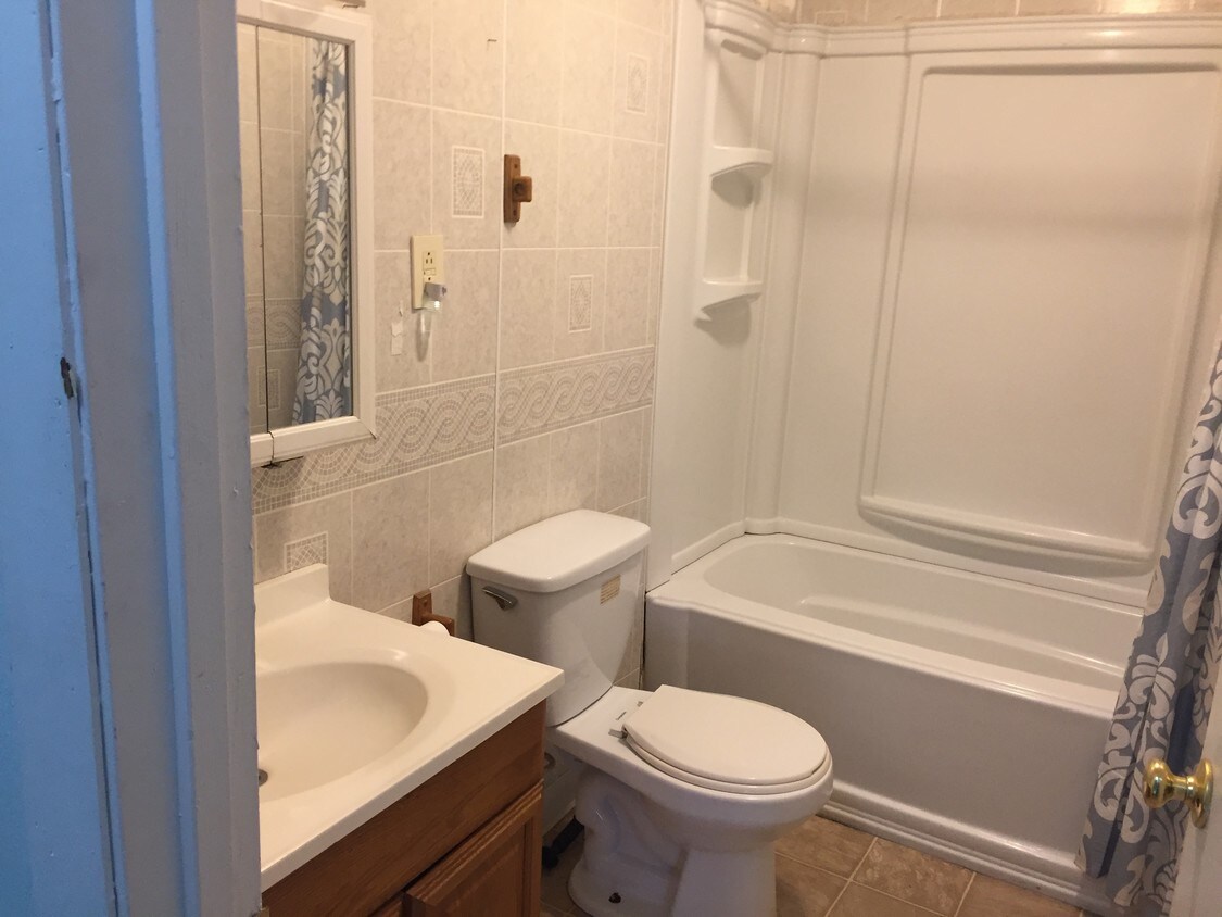 500 Terry Ave, Oak Hill, WV 25901 Townhome Rentals in Oak Hill WV