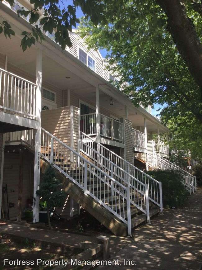 1290112911 NE Prescott Dr, Portland, OR 97230 Apartment for Rent in